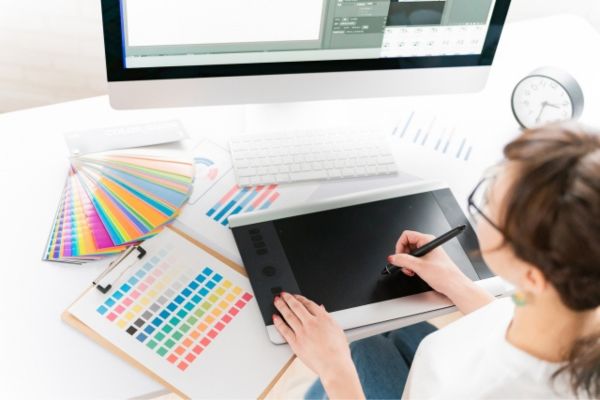 イラストレーター